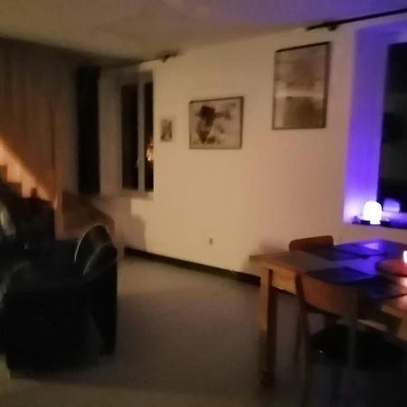Au Repos Du Verger Couvrelles Екстер'єр фото